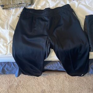 Black Sweatpants w/ Zipped Pockets (Size L)